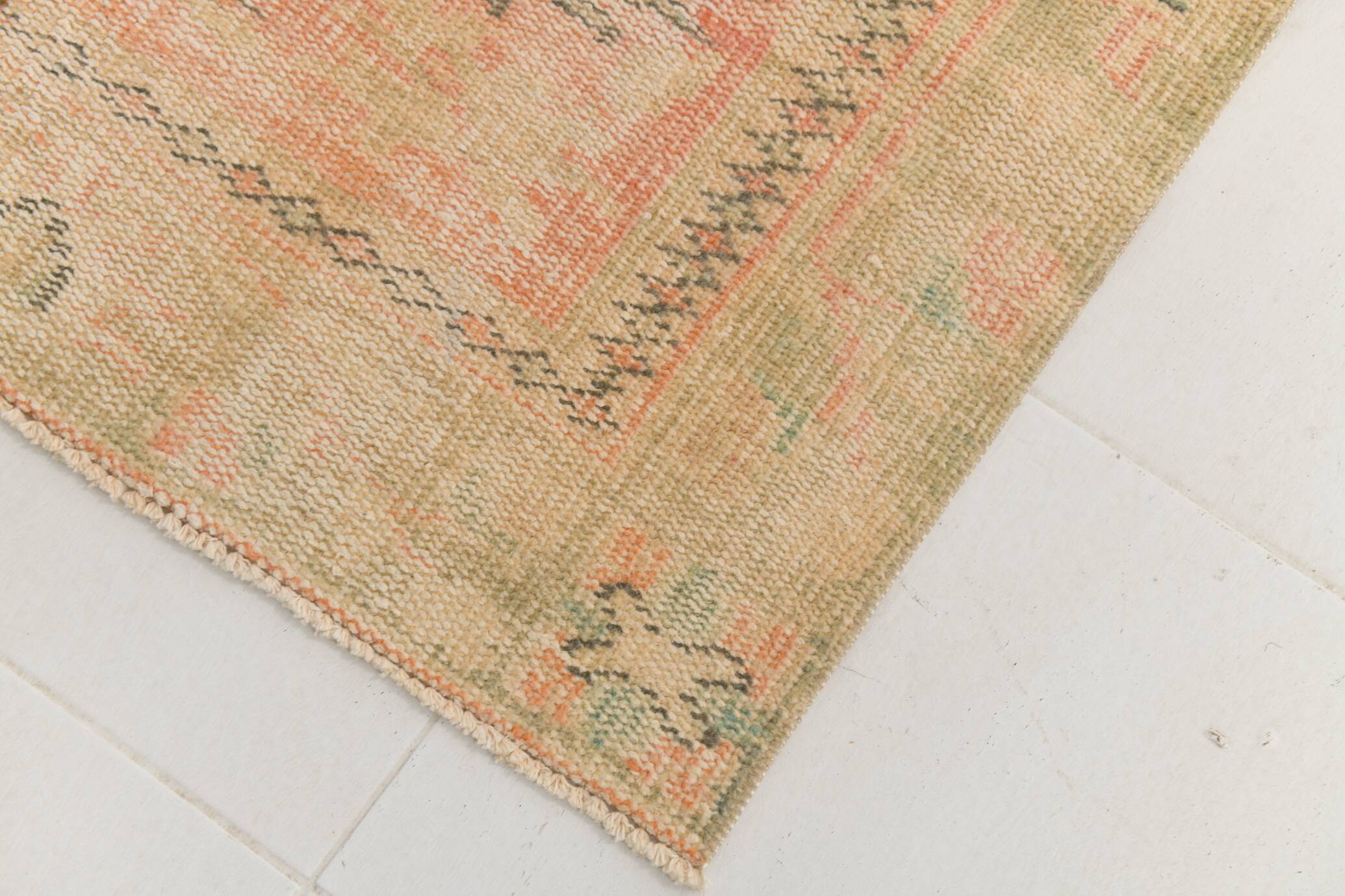 6x9 Vintage Peach Orange Rug, 175x270Cm