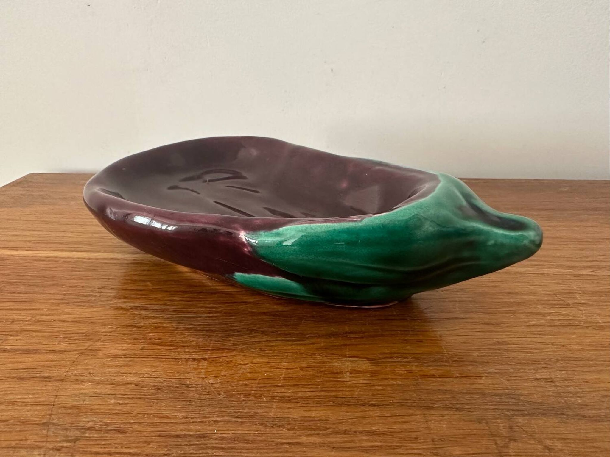 Old Vallauris aubergine ceramic vintage empty pocket bowl