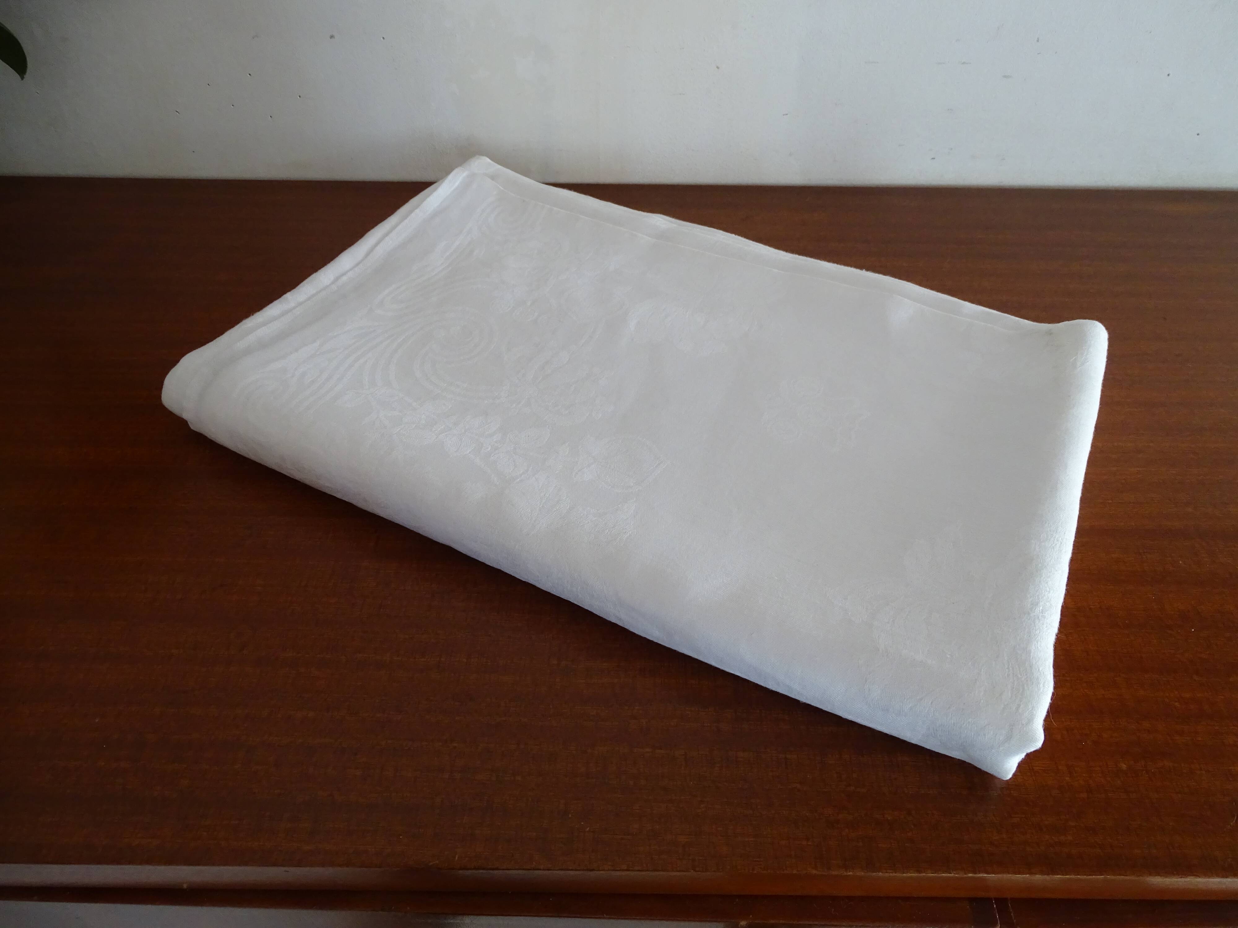 Old damask tablecloth 270 x 150 monogram MP