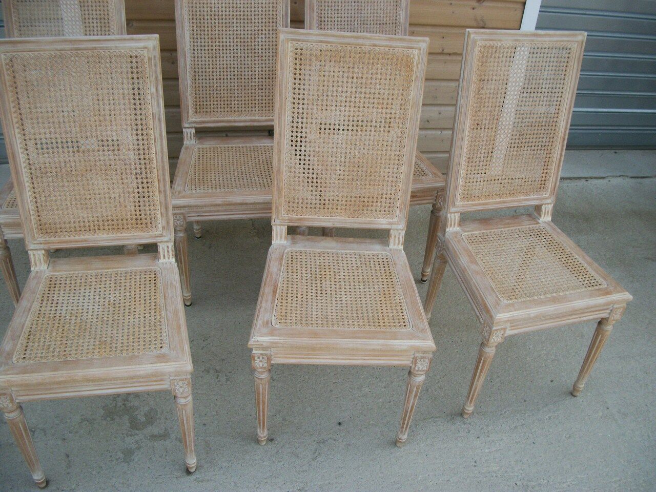Série de 6 chaises cérusé