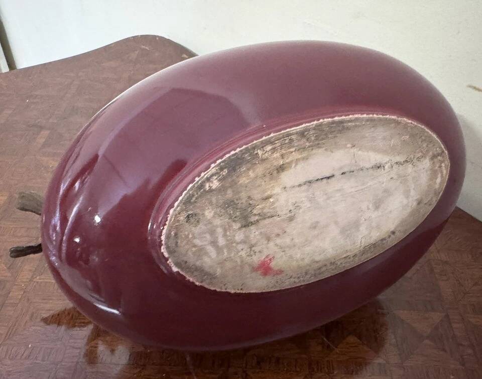 Catch-all or decorative bowl combining a ceramic container.