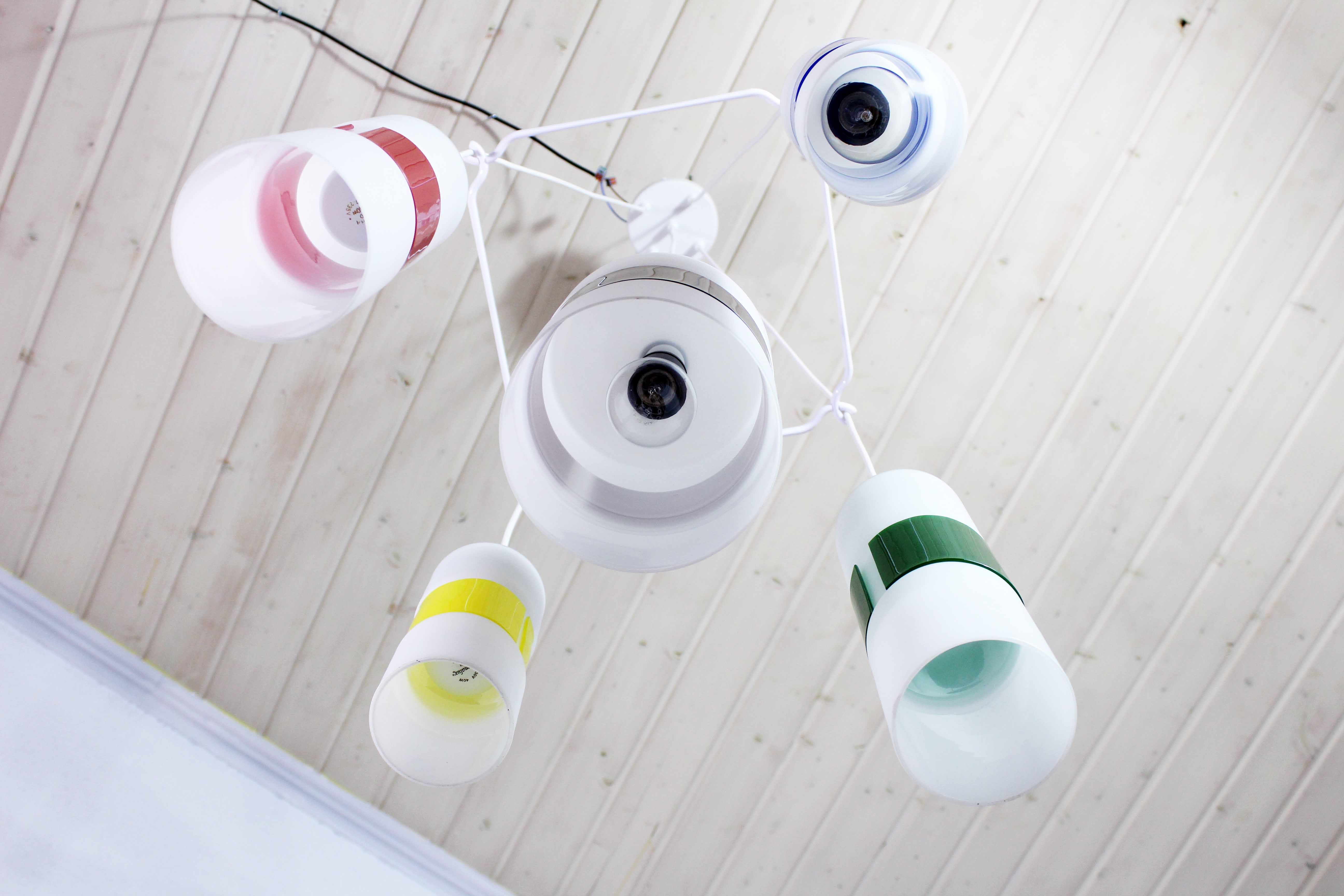 Chandelier with vintage suspensions