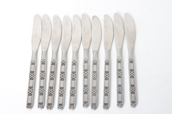 Couteaux motifs vintage