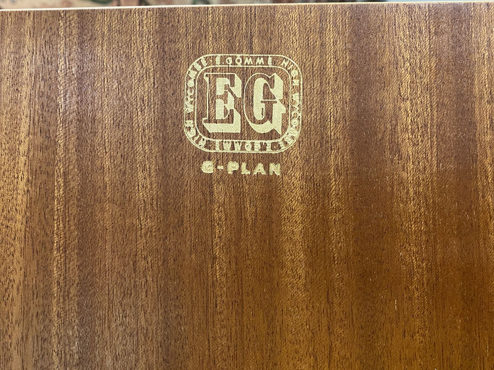 Dressing G-Plan in teak from the 70s