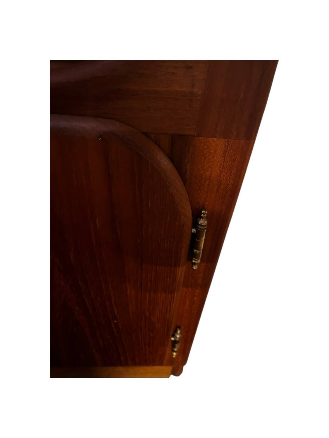 Highboard mit Regale und Türen