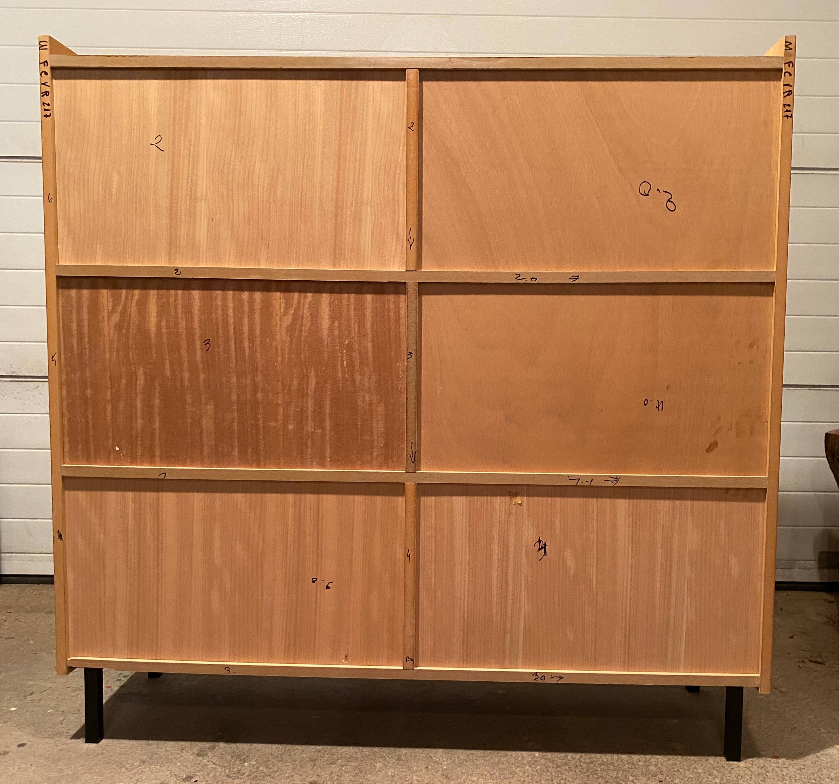 Vintage bookcase/display cabinet