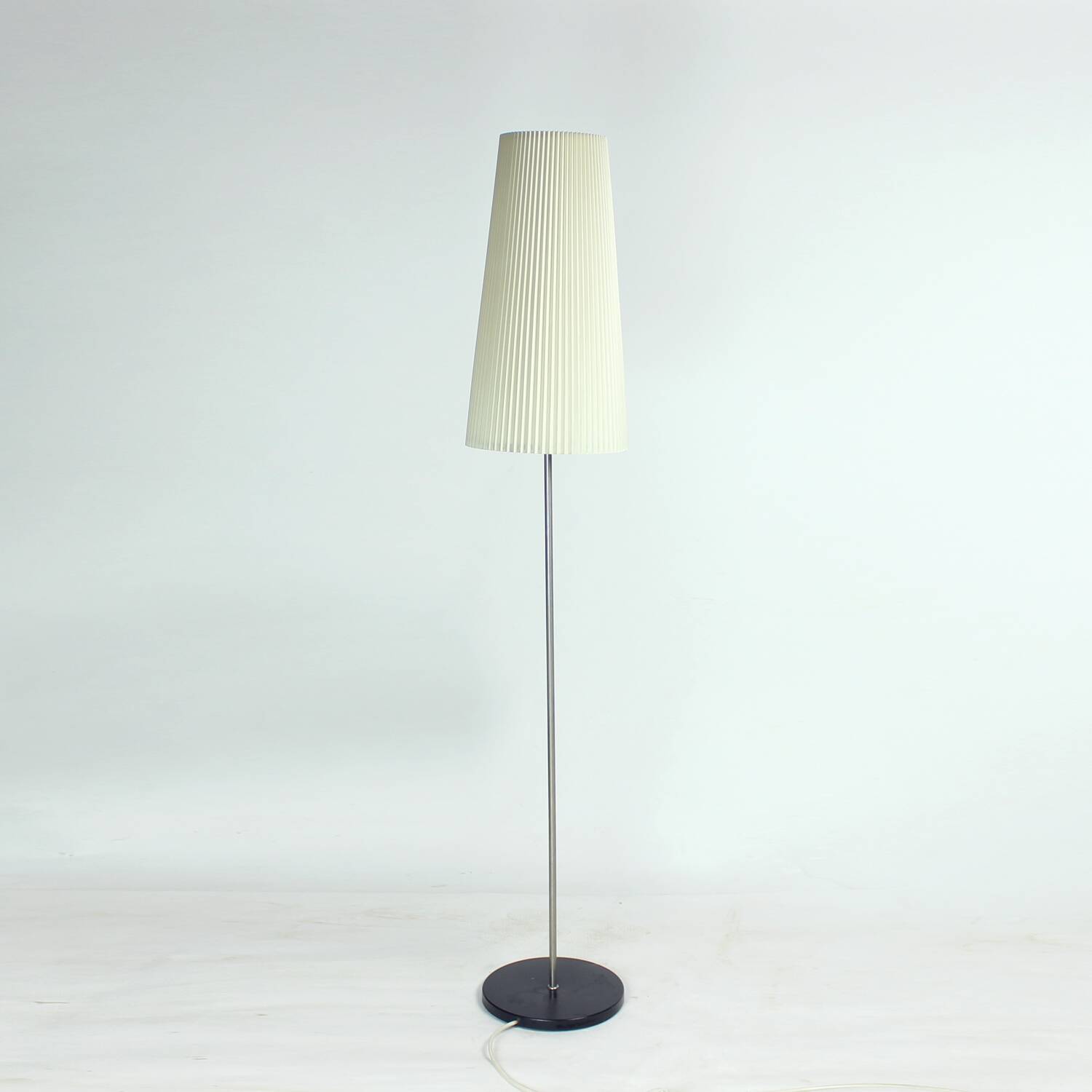 Freestanding  Floor Lamp By Veb Wohnraumleuchten, Germany 1970s
