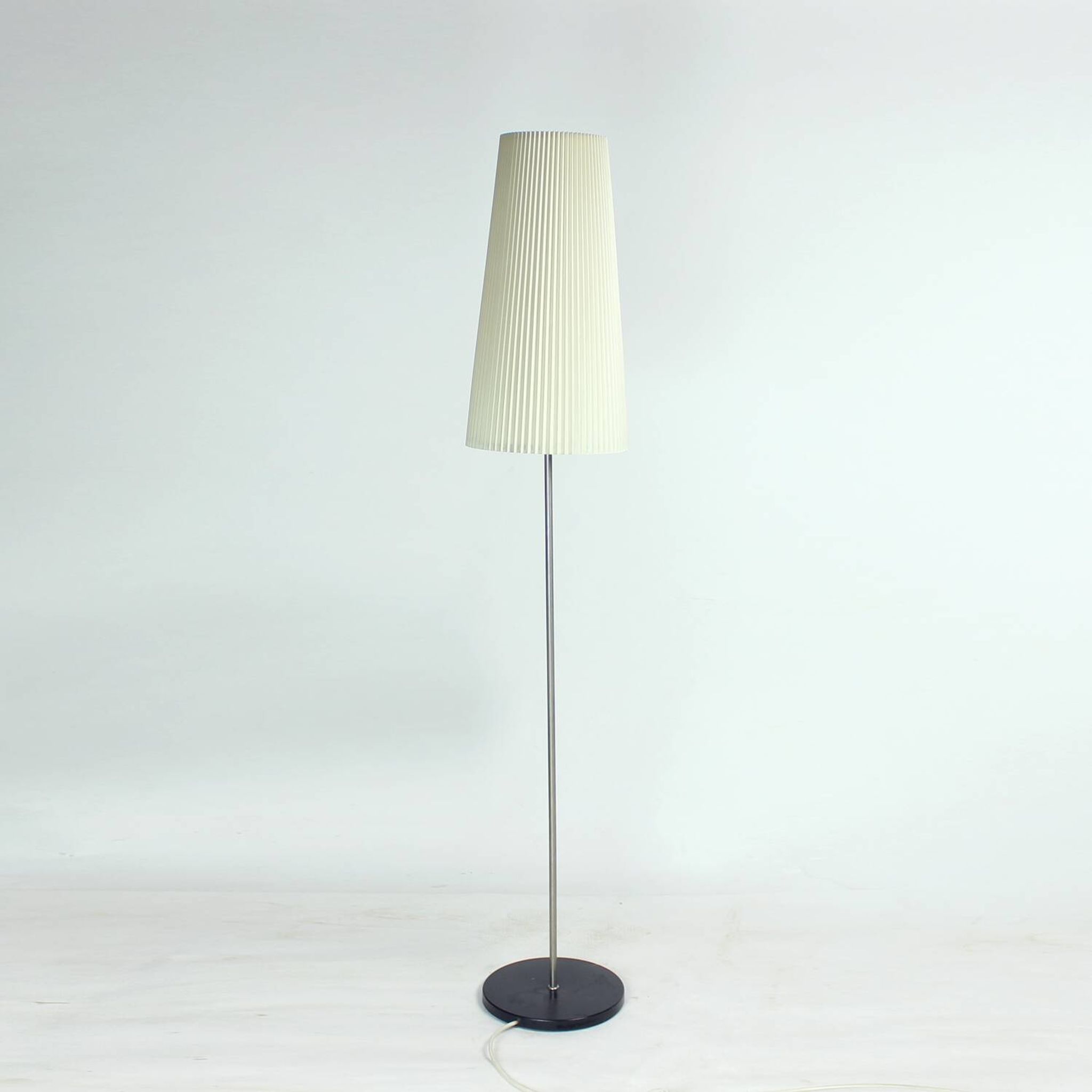 Lampadaire sur pied par Veb Wohnraumleuchten, Allemagne 1970