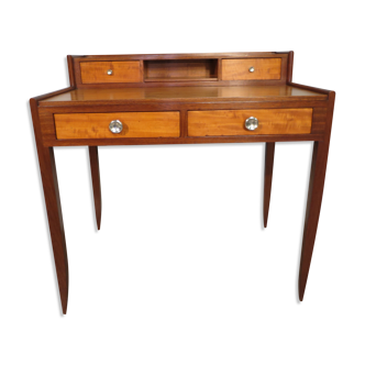 Art Deco office in lemon and mahogany