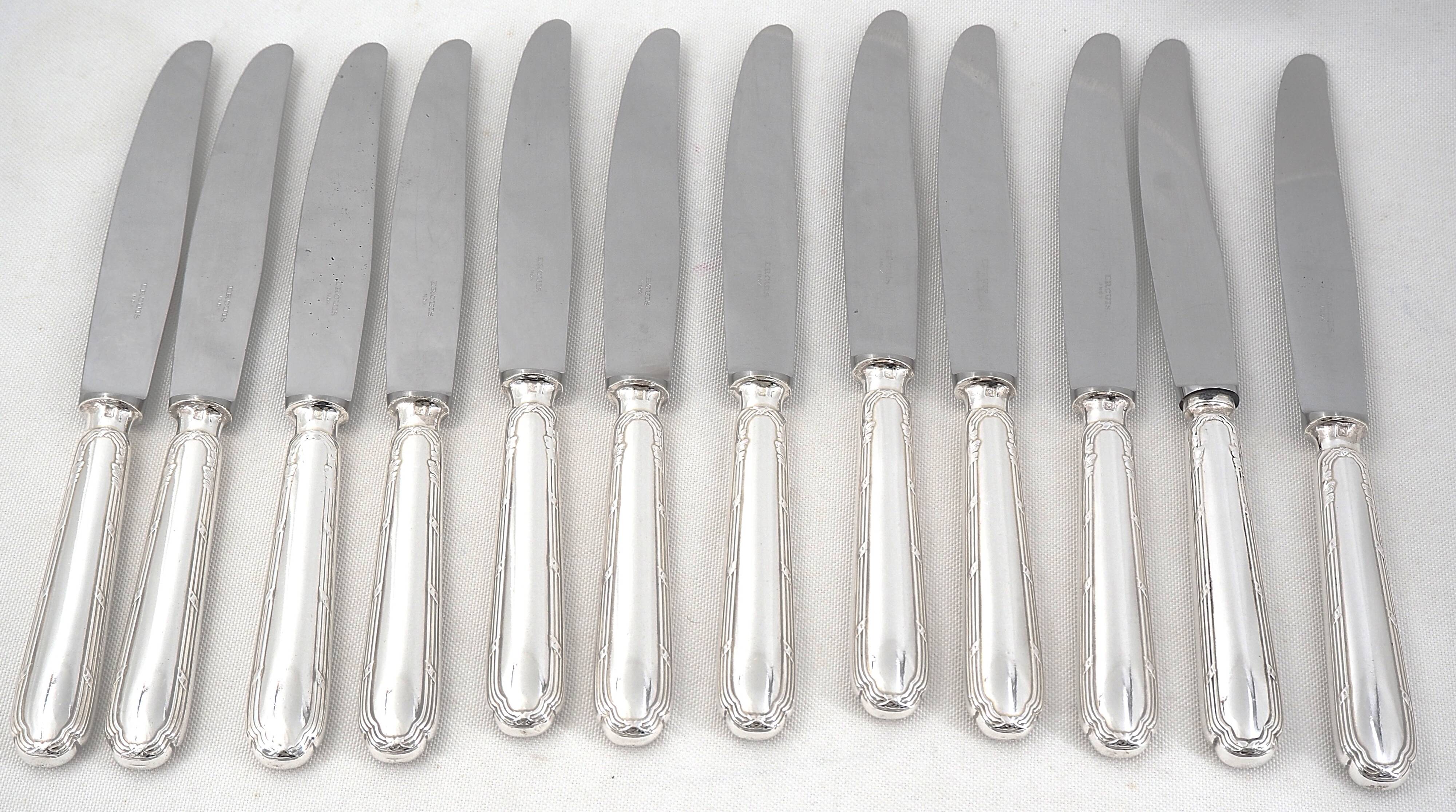 Ercuis Trianon, Rubans, 12 silver-plated table knives, excellent condition.