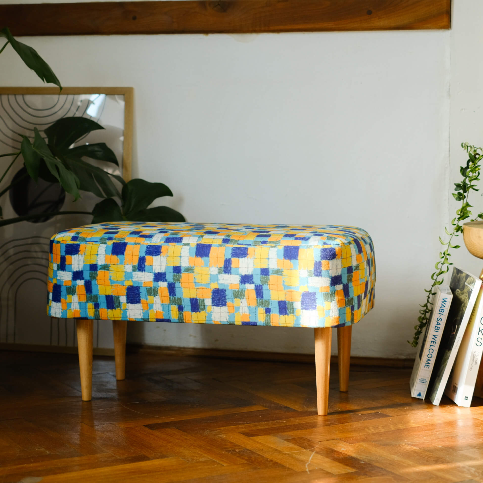 Yellow bench with checks, jacquard fabric, solid wood