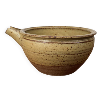 Mid-century modern British studio pottery bowl by Richard Batterham, 1960s.