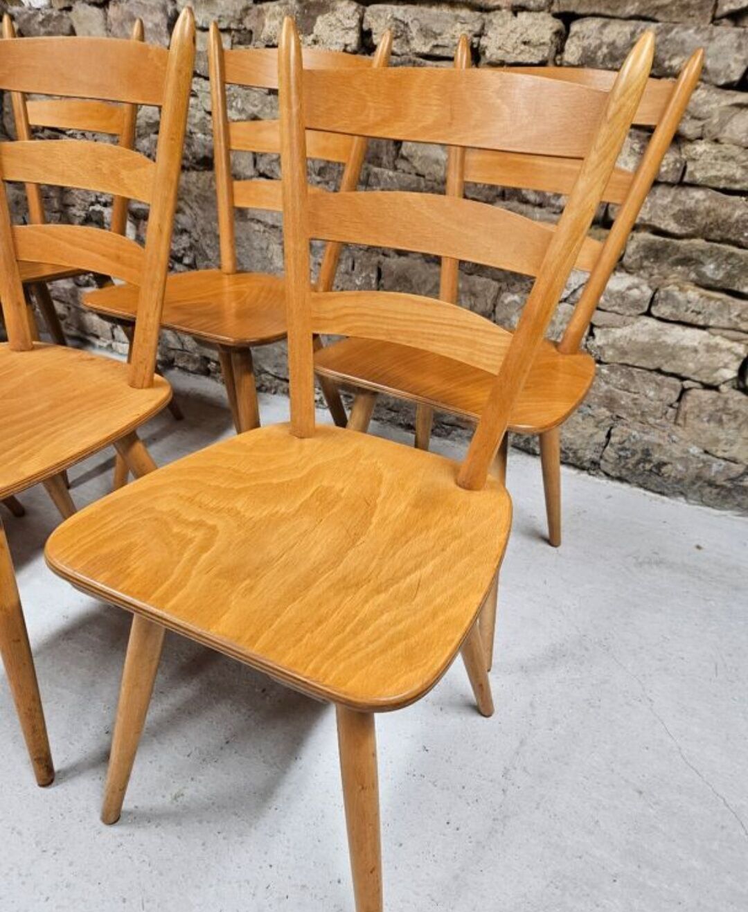 Lot 8 Chaises bistrot Campagnard 1970