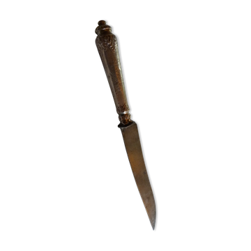 Ancien couteau à viande XIXème siècle manche argent fourré ciselé poiçon