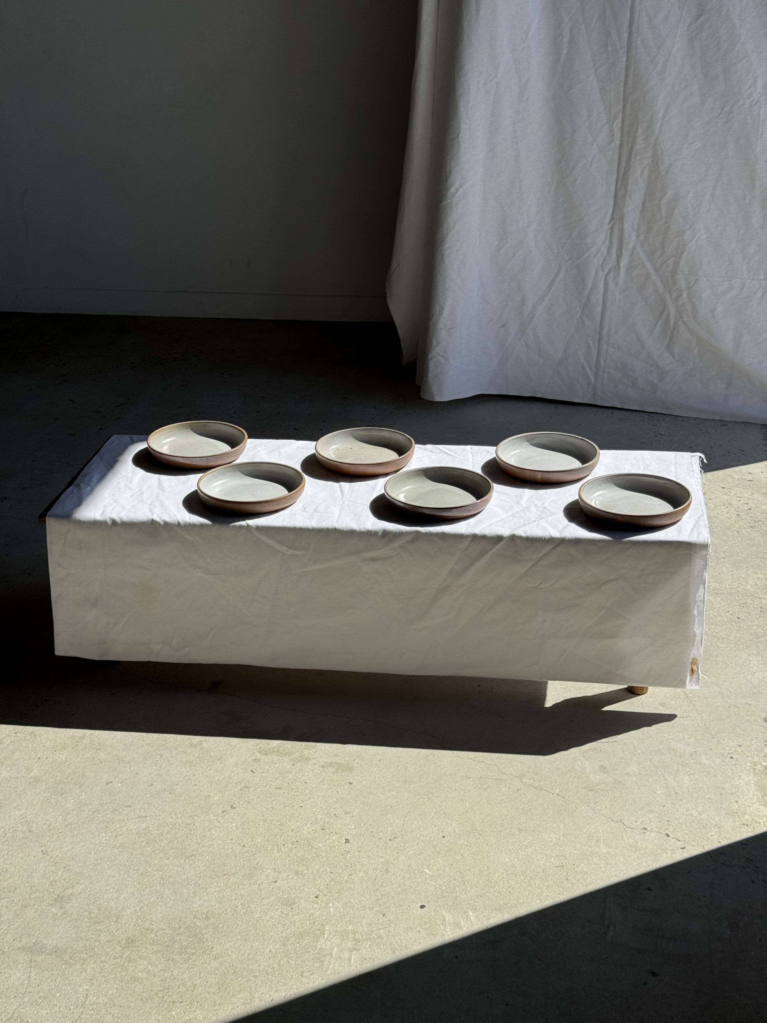 Set of 6 handmade ceramic deep plates in glazed beige D19.5 H4