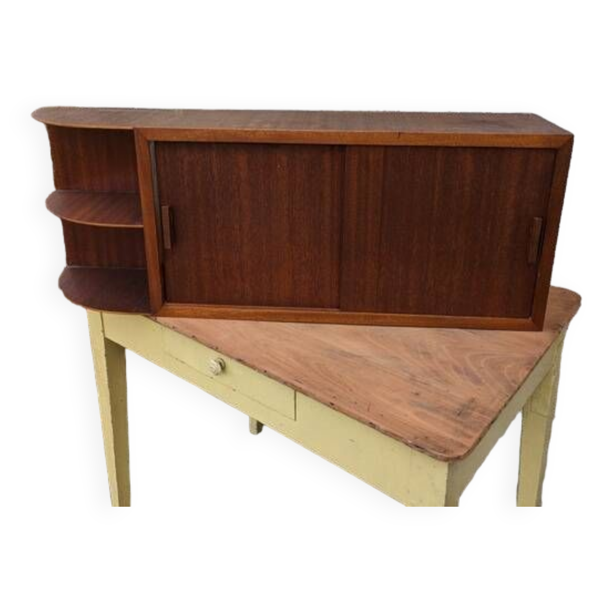 Wall shelf