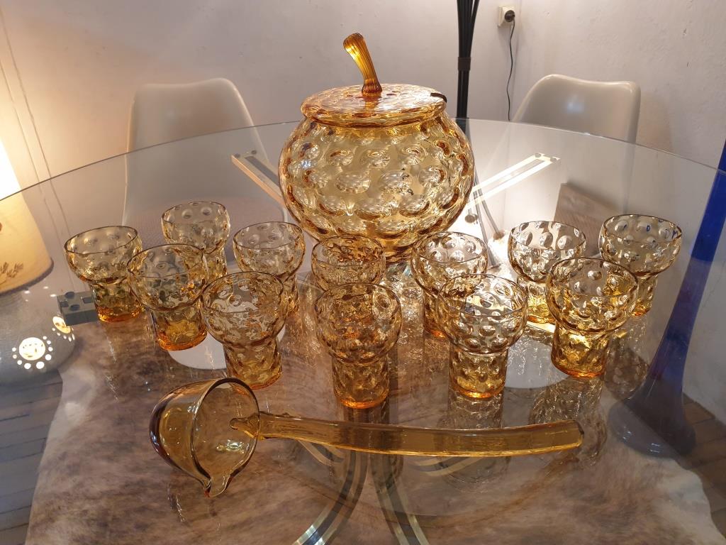 Vintage cocktail service