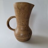 Sandstone pitcher