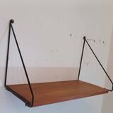 String style shelves
