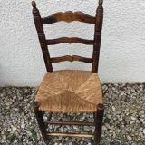 8 mulched country chairs