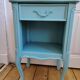 Chevet vintage style Louis XV peint en bleu