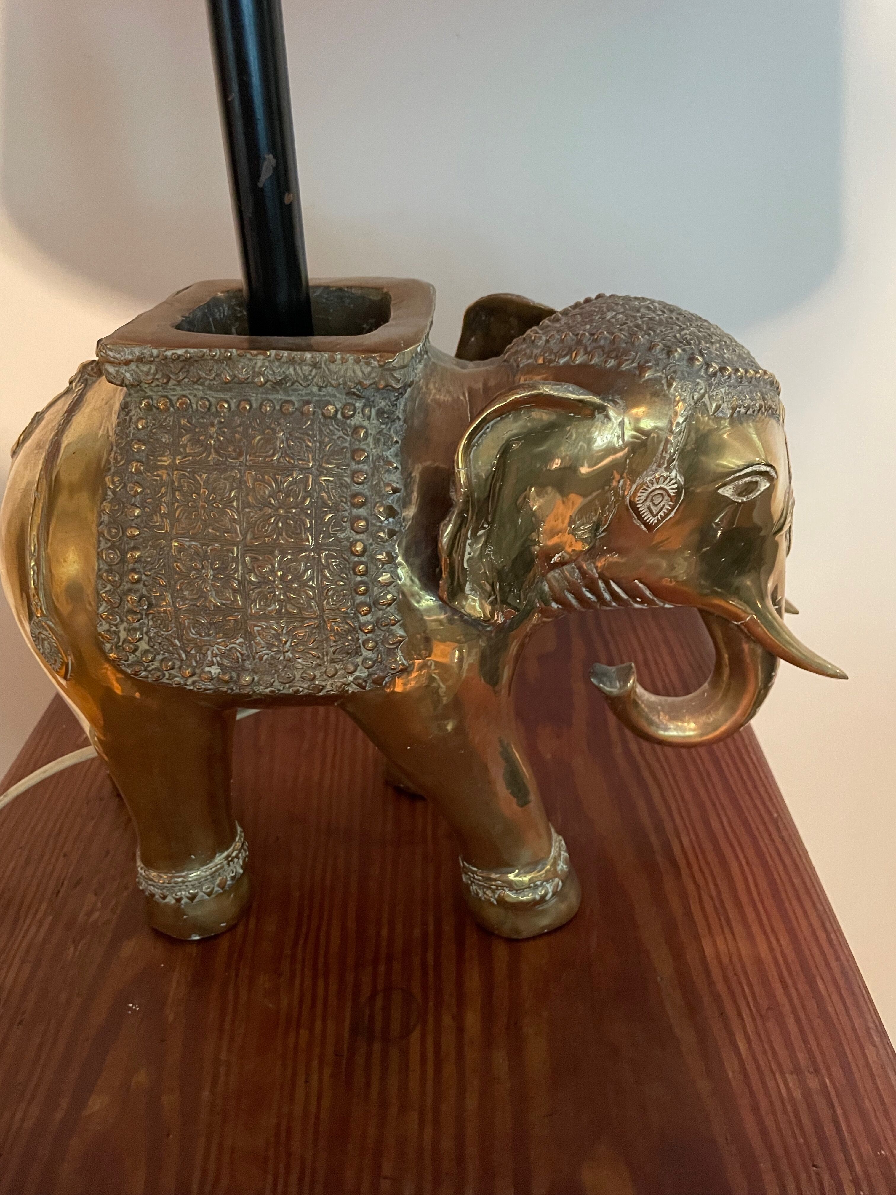 Golden brass elephant lamp