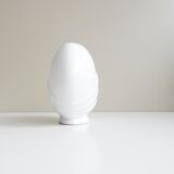 White 80s vase in shell shape