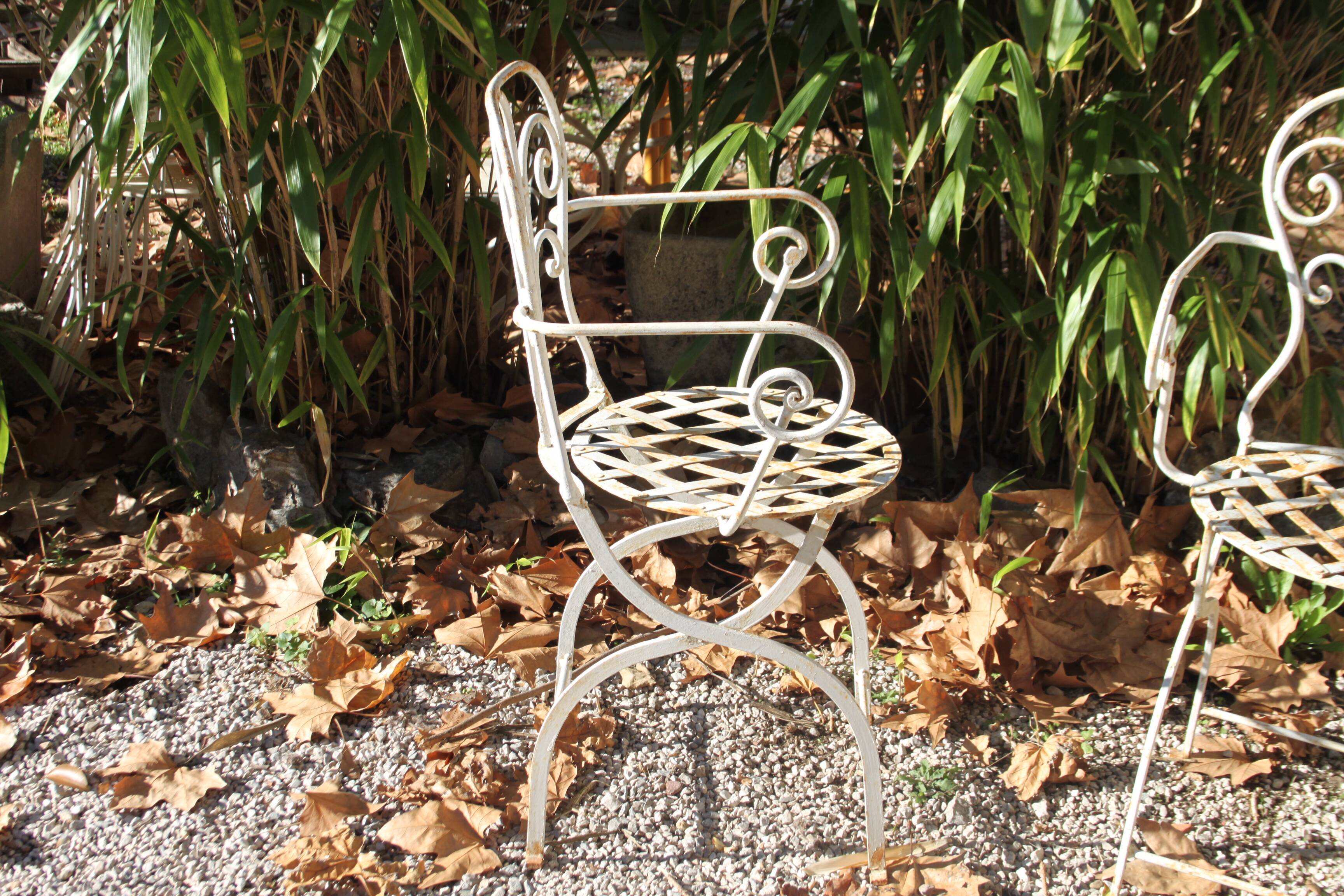 Paire de fauteuils en fer forgé