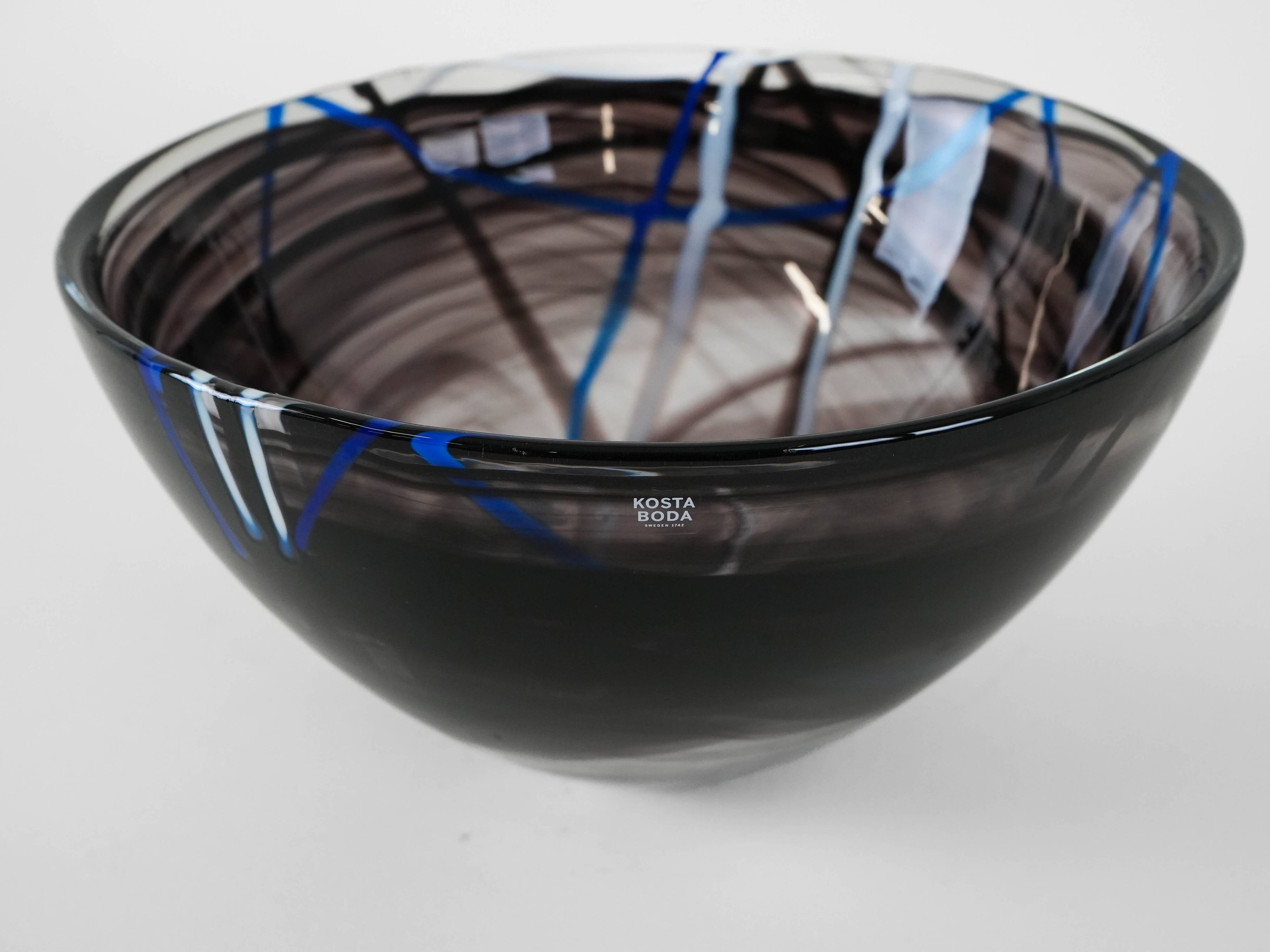Glass bowl Contrast, Swedish design, 1980s, manufacturer: Kosta Boda, desig