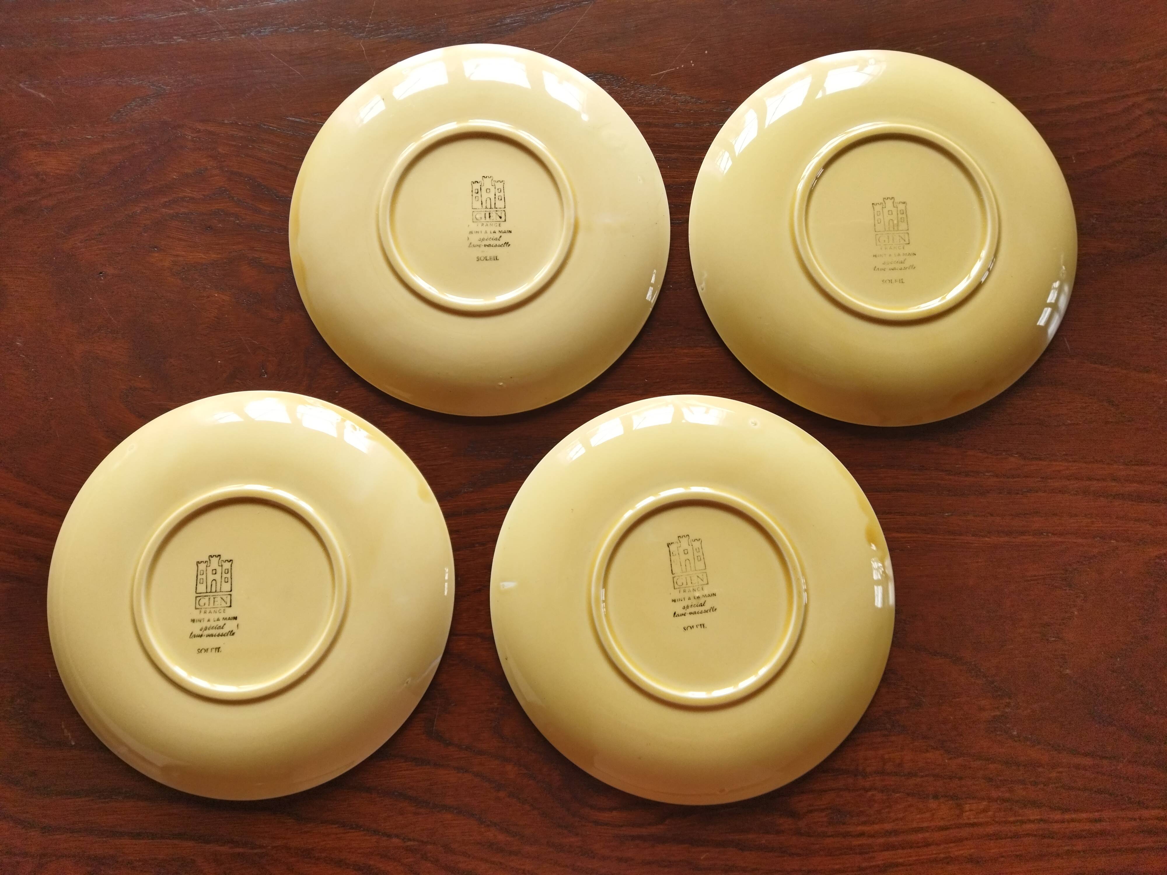 4 Gien “Soleil” dessert plates