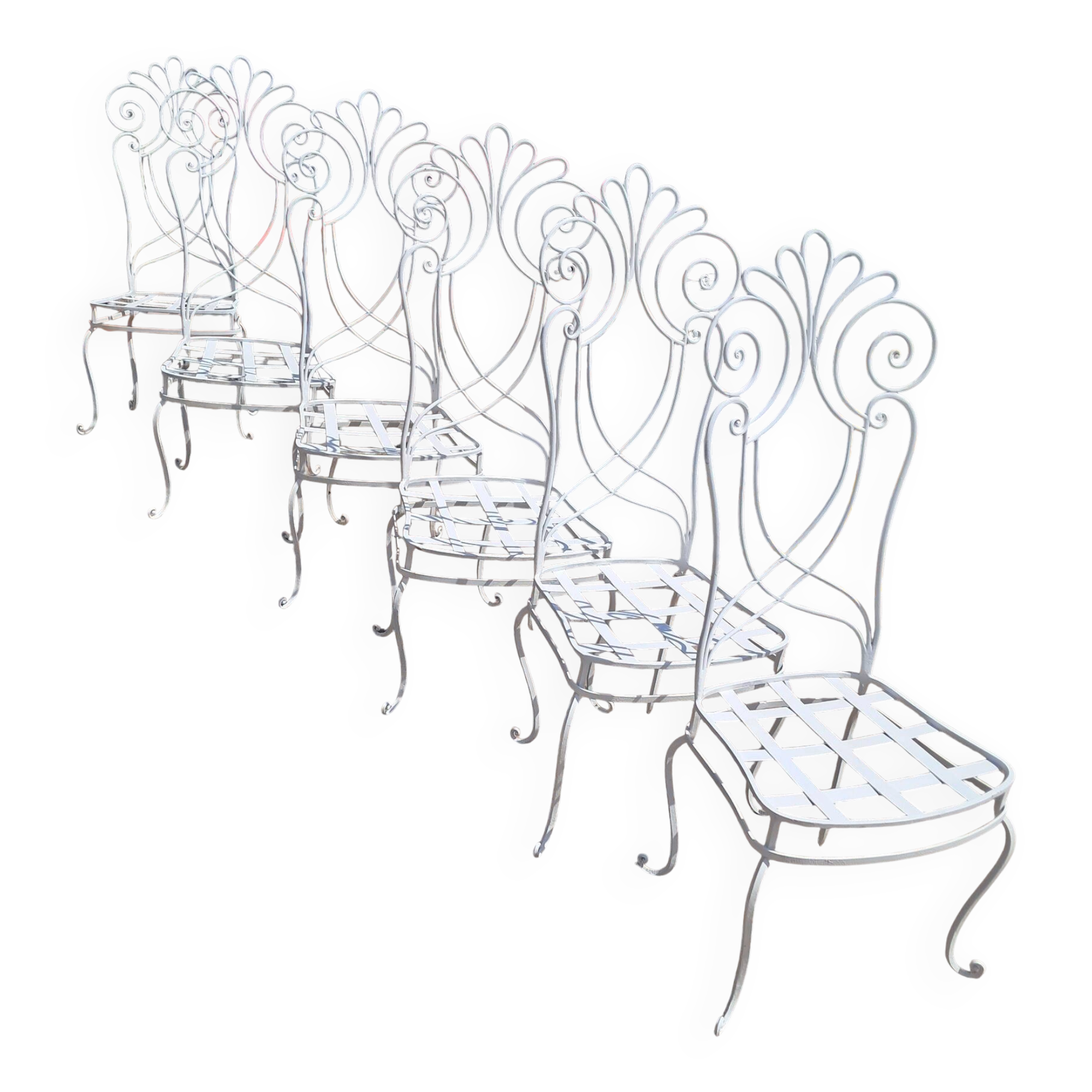 Serie de chaises de jardin en metal