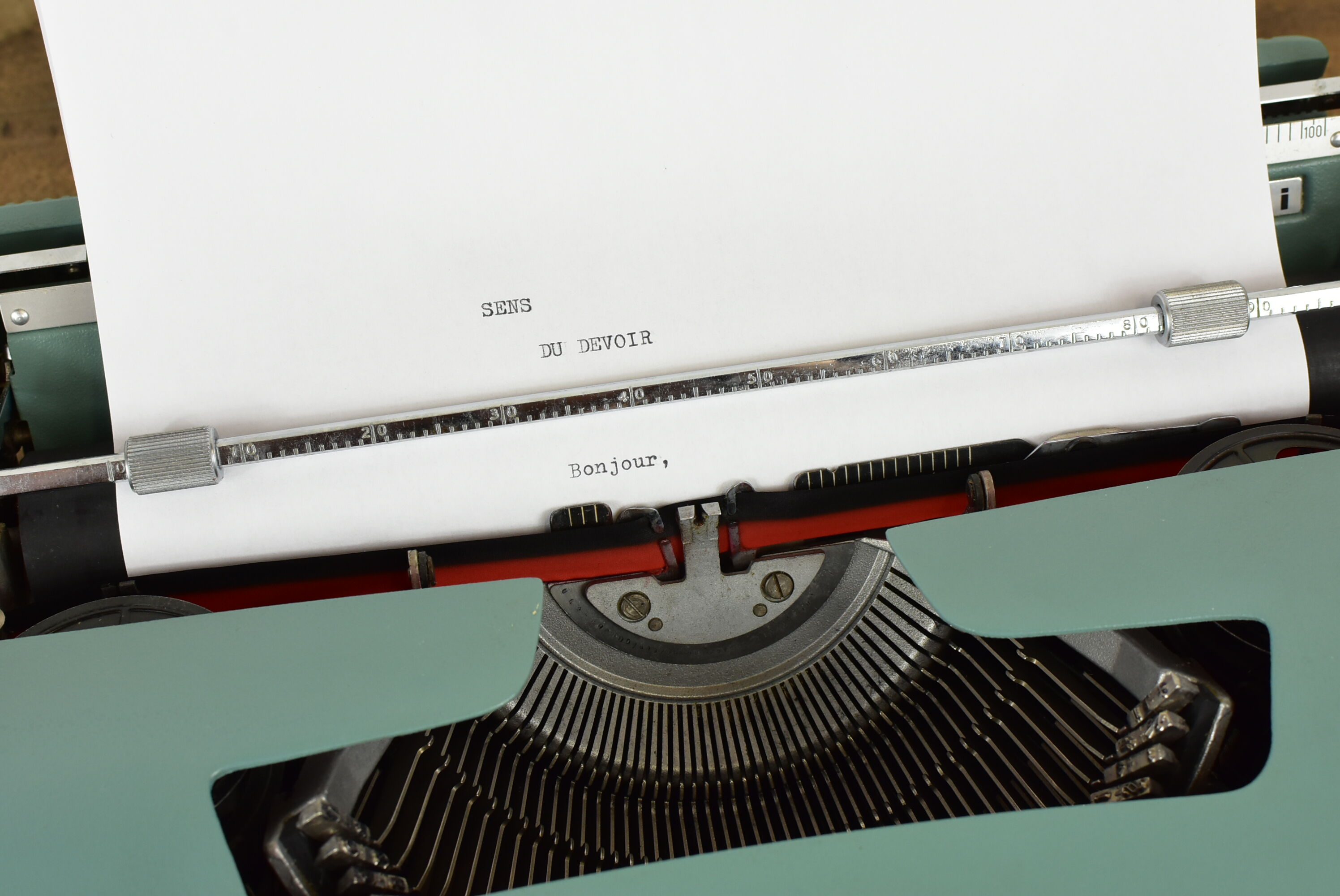 Lettera 32 typewriter.