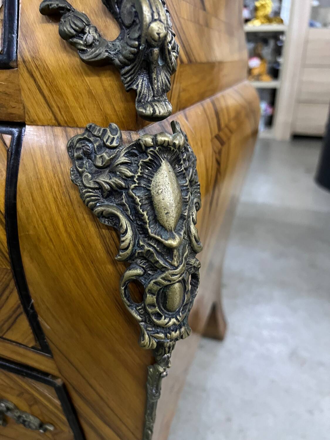 Louis XV style tomb chest of drawers in marquetry and marble