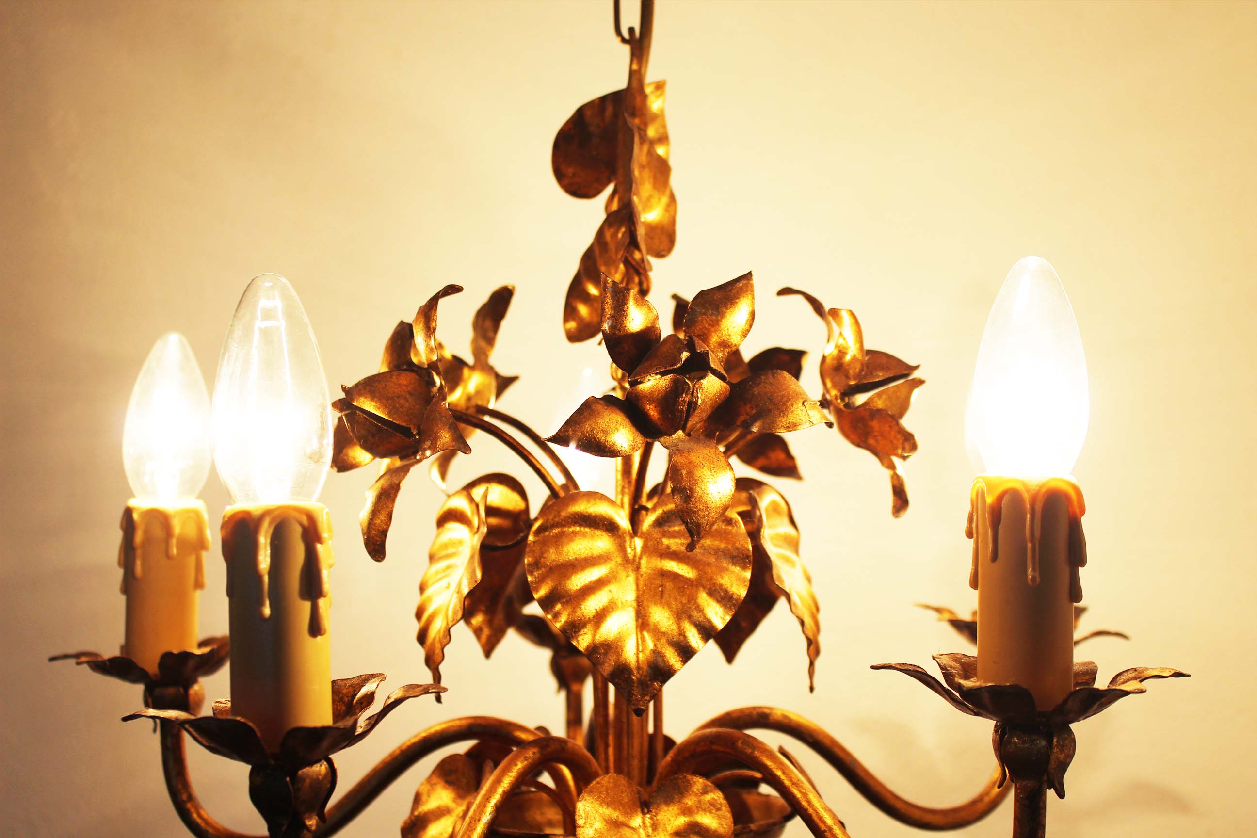 Lustre floral vintage doré par Hans Kögl