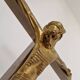 Jean Lambert-Rucki (1888-1967) - Importante sculpture en bronze doré - Christ en croix - Signée
