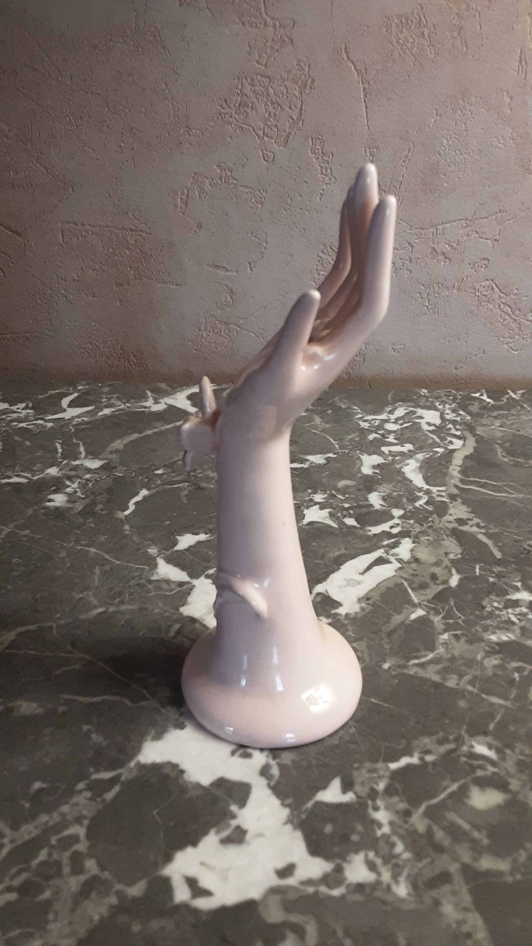 Hand vase in earthenware- vintage