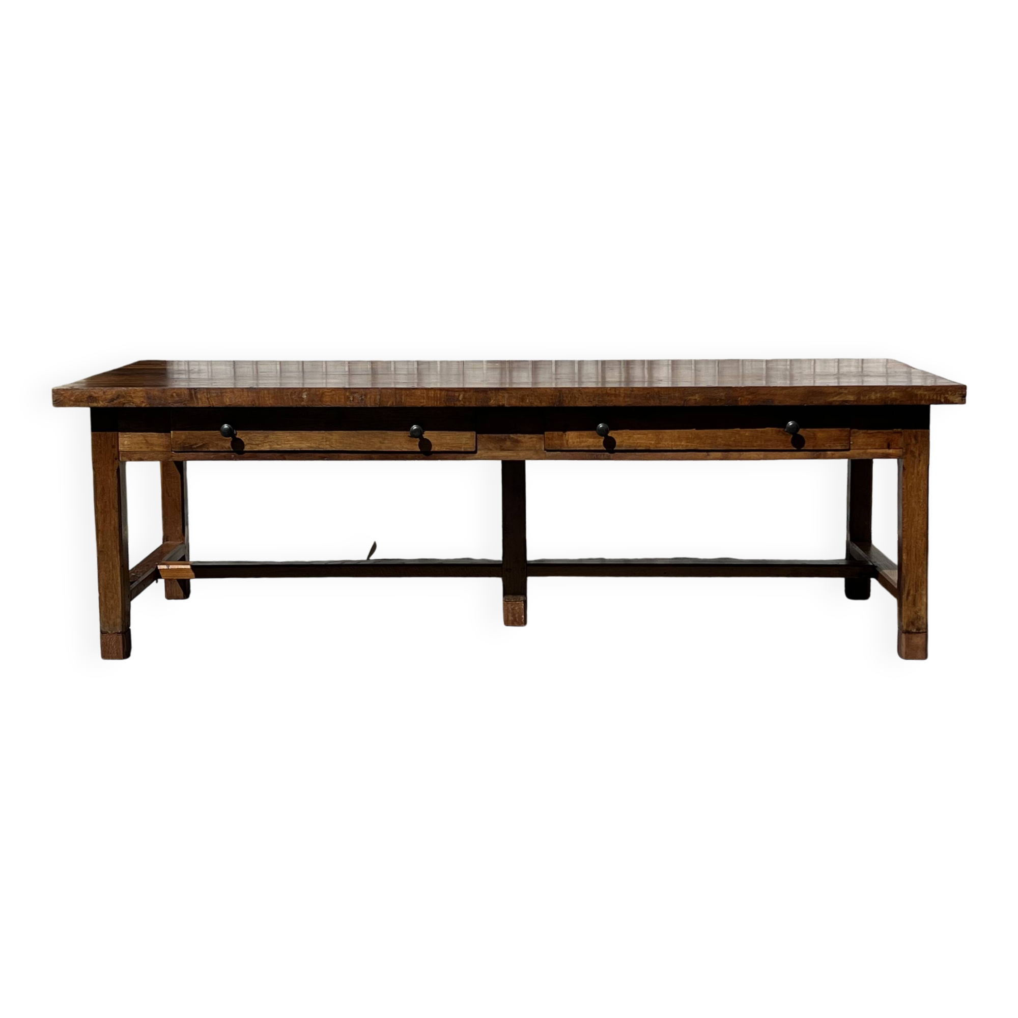 Farm table