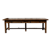 Farm table