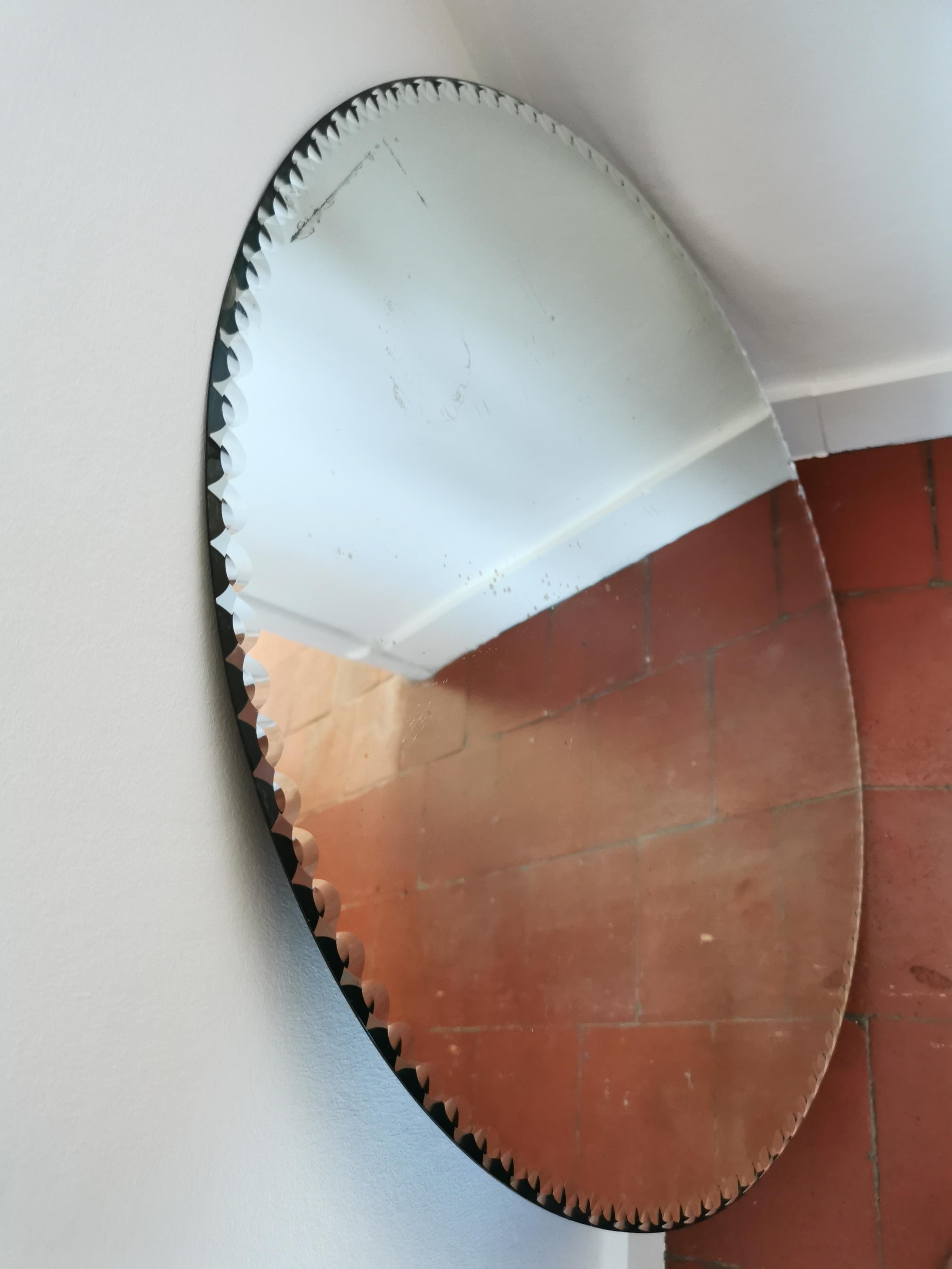 Round beveled mirror 59 cm