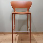 3 tabourets de la maison Archi Volto par Marco Pocci et Claudio Dondoli
