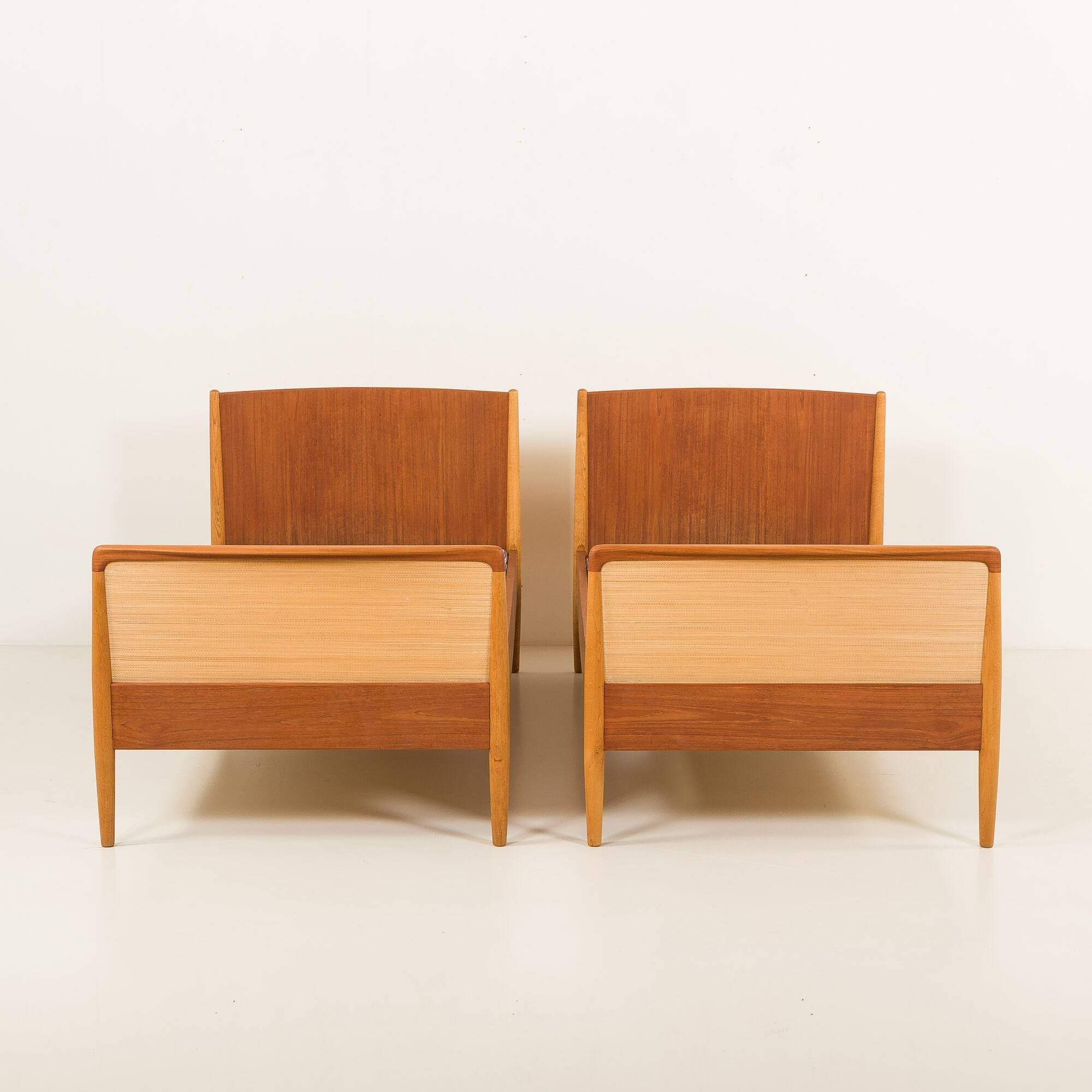 Danish modern teak, oak and cane beds in Hans Wegner style, set of 2 1960s