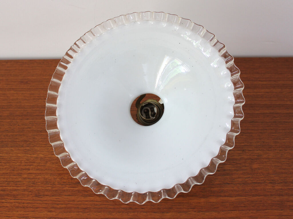 Hanging lamp in opaline