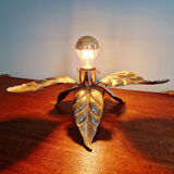 Floral table lamp in brass, design by Willy Daro, Massive, 1970.