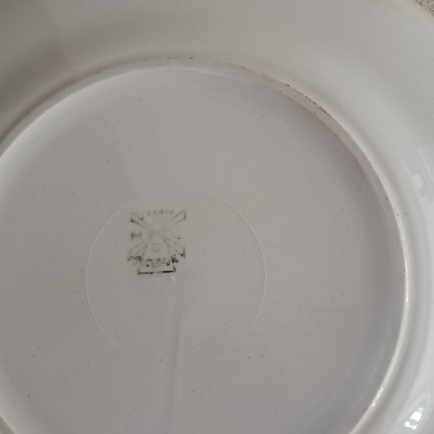 Set of five iron earth plates