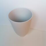 3 Nesting vases in fine pottery