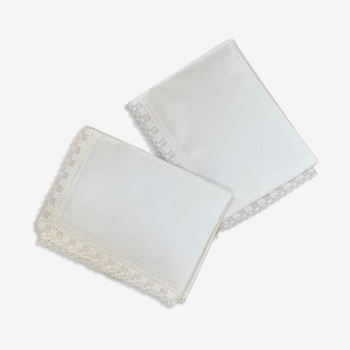 Set of 2 embroidered cotton table runners