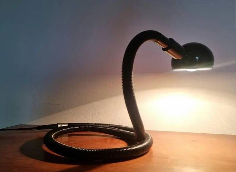 Large Black Adjustable Iconic Table Lamp Hebi, Isao Hosoe, Valenti Luce, 1970s