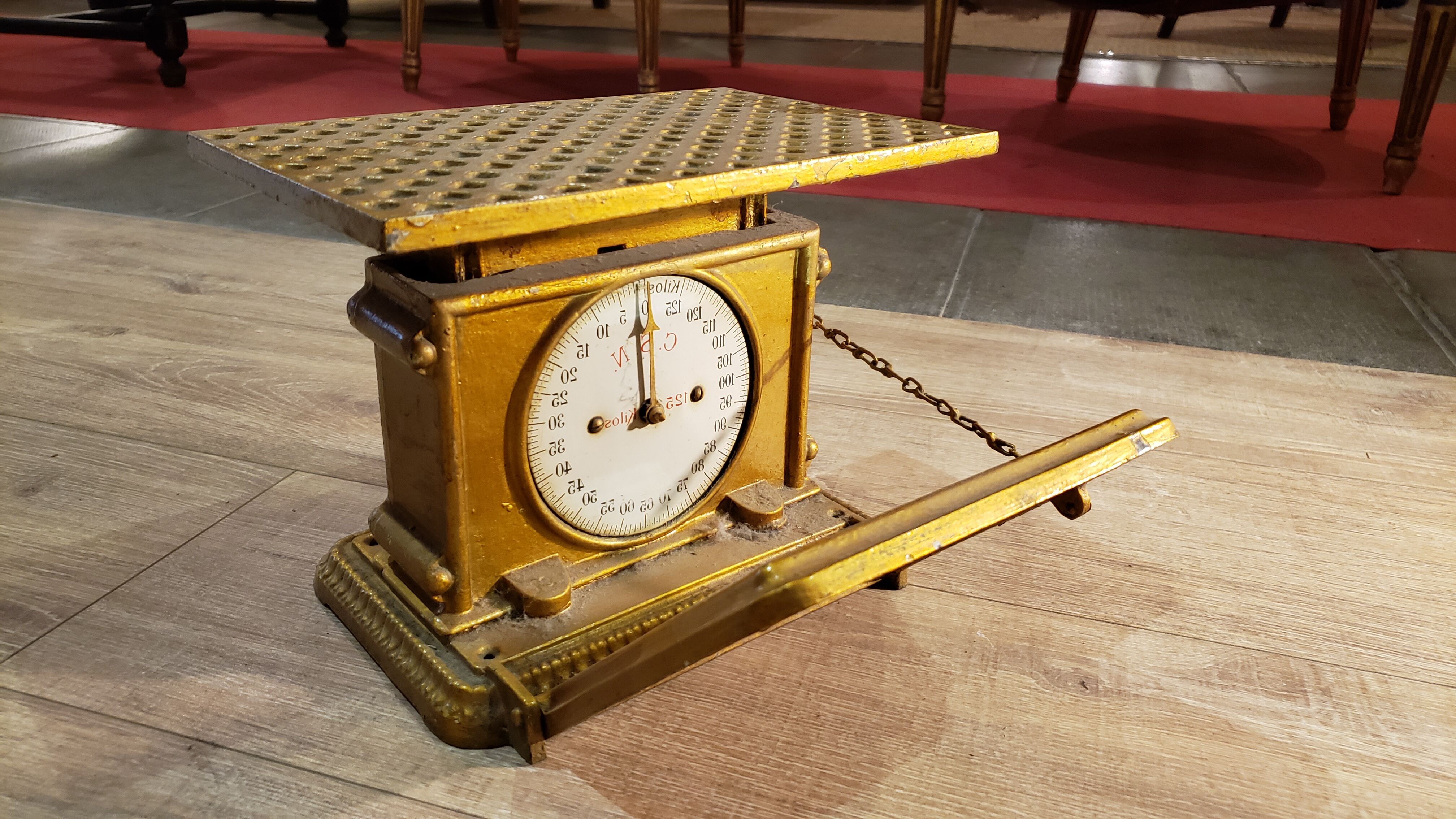 Pharmacy person weighs