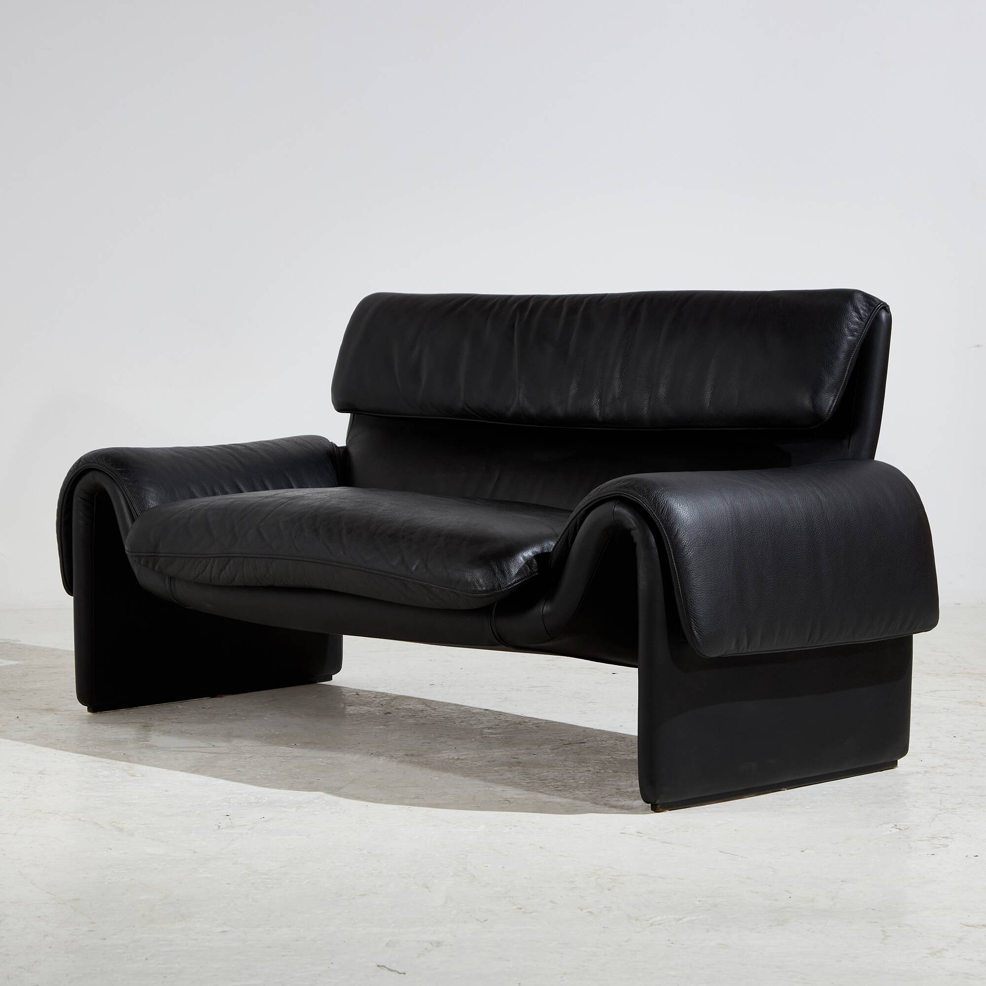 DS 2011 Leather Sofa by de Sede for de Sede, 1970s (MK10612)
