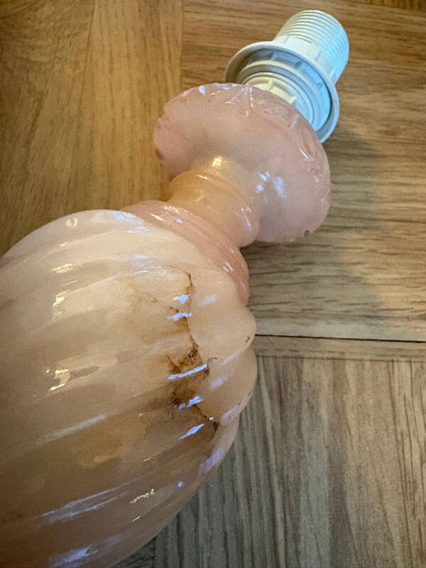 Pied de lampe en albâtre véritable